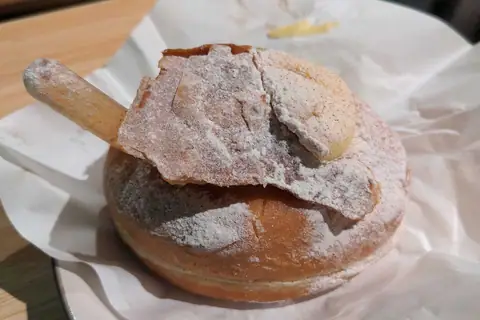 La Patisserie photo 4